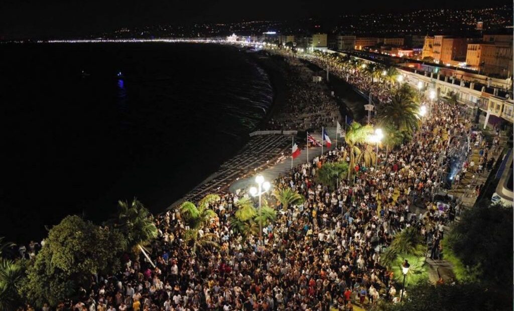 Γαλλία: Χαμός σε συναυλία στη Νίκαια – Κανένα μέτρο για τον κοροναϊό