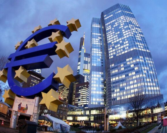 ΕΚΤ: Η Ευρώπη χρειάζεται ένα τραπεζικό πακέτο αντίστοιχο με το αμερικανικό Tarp