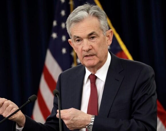 Επιβεβαίωσε η Fed τη χαλαρή της νομισματκή πολιτική, αδυναμία να σηκώσει κεφάλι το δολάριο
