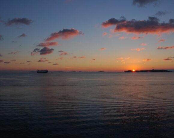 Επιρρήματα: Τα είδη, η μορφή και η λειτουργία τους (Μέρος Α’)