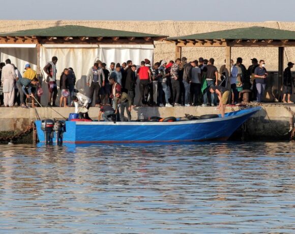 Ιταλία : «Εξαιρετικά μεγάλη ροή» μεταναστών λόγω κοροναϊού