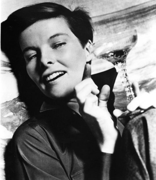 Κάθριν Χέπμπορν – Χάουαρντ Χιουζ: Στο σφυρί αντικείμενα και επιστολές ενός μεγάλου έρωτα