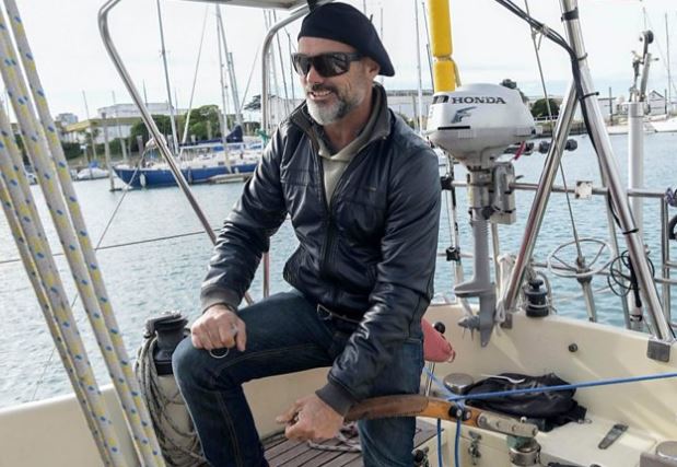 Κοροναϊός: Ο άντρας που διένυσε τον Ατλαντικό Ωκεανό για να δει τους γονείς του