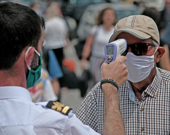 Κορωνοϊός: 43 νέα κρούσματα στην χώρα και ένας θάνατος