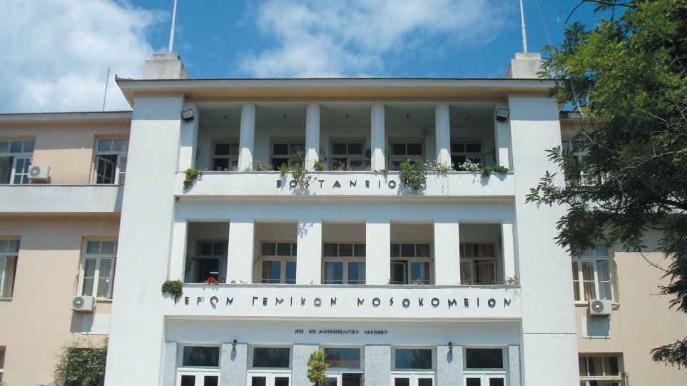 Κορωνοϊός: Θετικά στον ιό τέσσερα μέλη οικογένειας στη Λέσβο