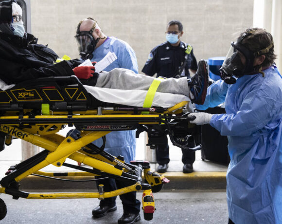 Κορωνοϊός: Σχεδόν 545