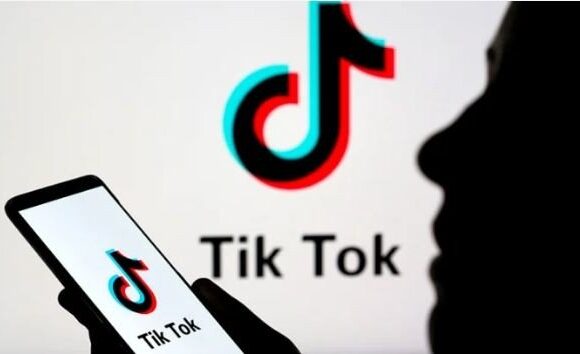 «Κόκκινο πανί» το Tiktok για τις ΗΠΑ – Εξετάζουν την απαγόρευσή του