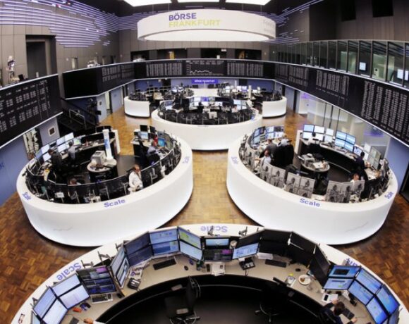 Μικτά πρόσημα στις ευρωαγορές, στο επίκεντρο εταιρικά αποτελέσματα και οι εντάσεις ΗΠΑ Κίνας