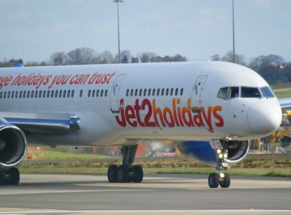 Οι Jet2holidays και Jet2 προσθέτουν 30