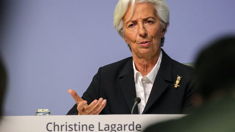 Παρέμβαση Λαγκάρντ: Καλύτερα μεγάλο πακέτο λίγο αργότερα, παρά βιαστική συμφωνία σε μικρό