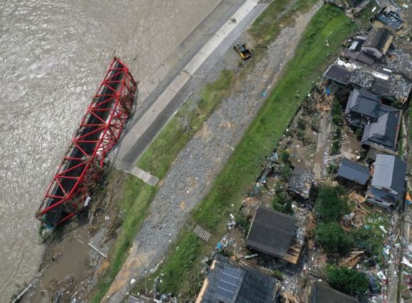 Τραγωδία δίχως τέλος στην Ιαπωνία: Τουλάχιστον 58 οι νεκροί από τις πλημμύρες και τις κατολισθήσεις