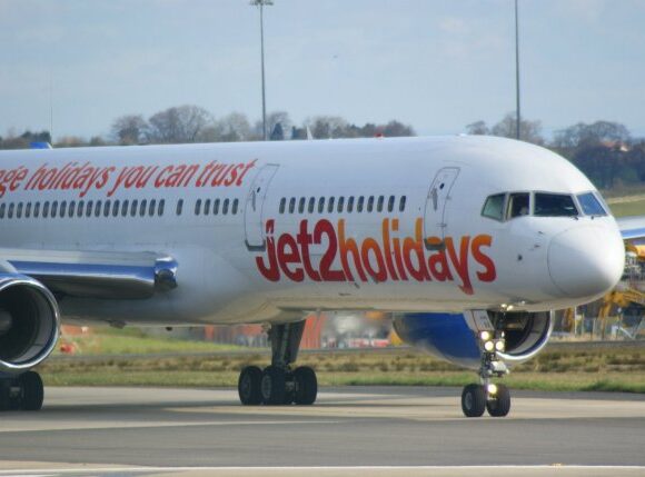 Τριπλή δέσμευση της Jet2Holidays για επανεκκίνηση των ταξιδιών από τις 15 Ιουλίου | VIDEO