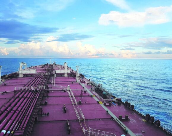 Όμιλος Τσάκου: Συντασσόμαστε στις προσπάθειες για την ανάδειξη του θέματος της αντικατάστασης των ναυτικών