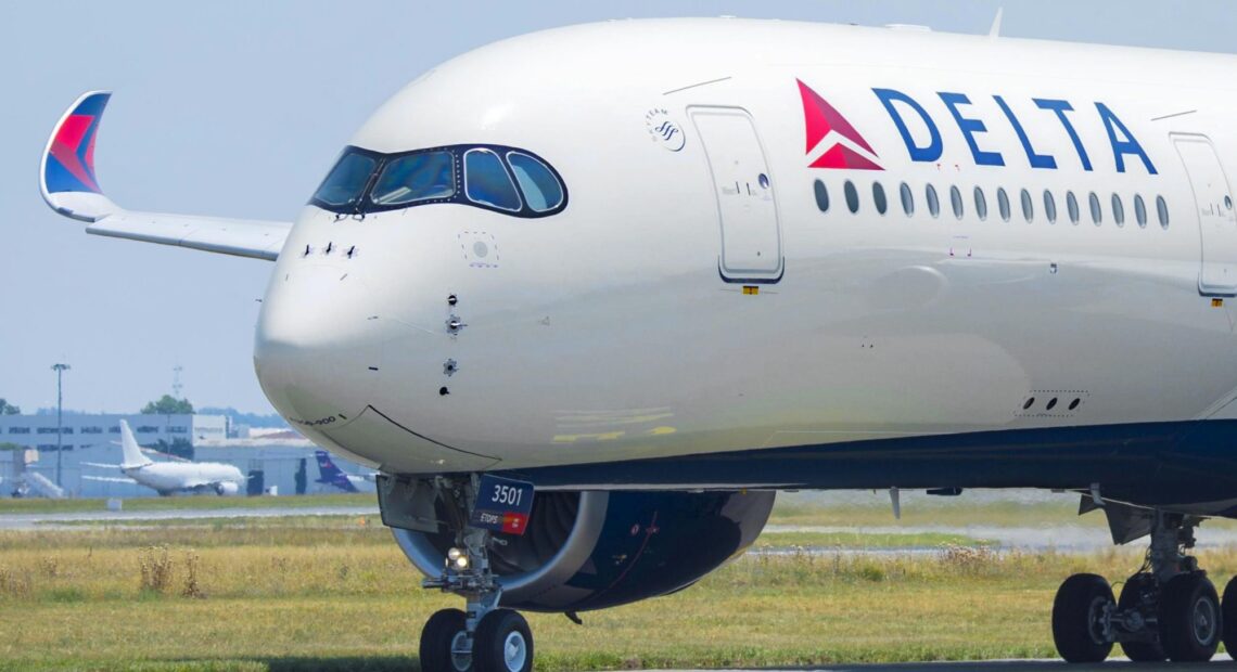 Delta Airlines: Ανατρέπει τα σχέδιά της για επαναφορά πτήσεων