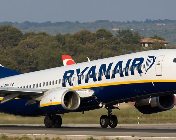 Ryanair: Επανεκκίνηση με 30 δρομολόγια από Αθήνα