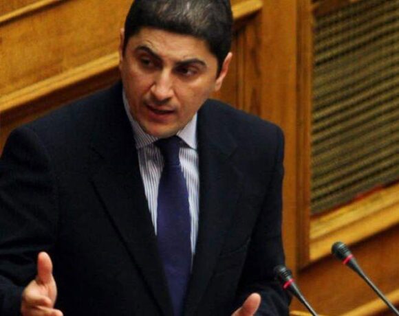 Απάντηση Αυγενάκη για τη μετεγκατάσταση του Αγίου Κοσμά