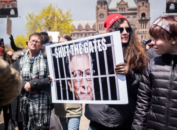 Αποκαλυπτική συνέντευξη Μπιλ Γκέιτς : «Το πρώτο εμβόλιο κοροναϊού θα είναι προσωρινή λύση»