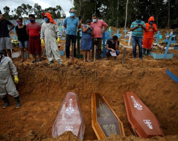 Βραζιλία : Αλλοι 1.271 νεκροί και 47