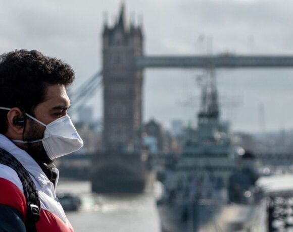 Βρετανία: Καραντίνα 14 ημερών σε όσους επιστρέφουν από Γαλλία, Ολλανδία, Μάλτα