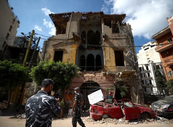 Ελπιδοφόρος για Βηρυτό : Πενθούμε με όσους πενθούν και είμαστε συνοδοιπόροι όλων όσοι υποφέρουν