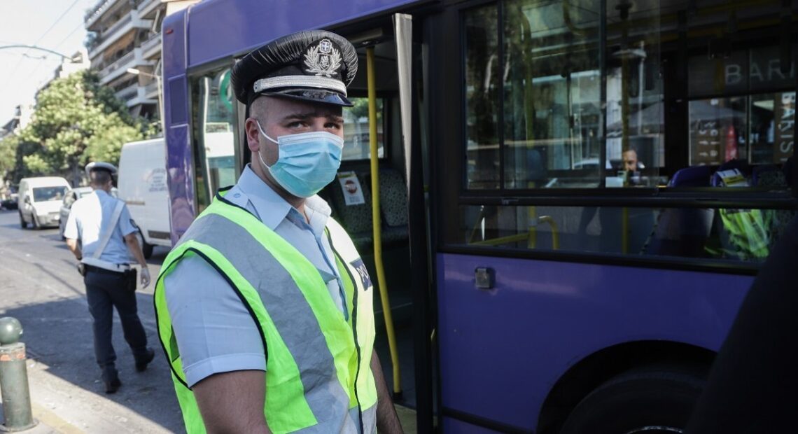 Κορωνοϊός: Έλεγχοι χθες σε όλη την Ελλάδα, 419 οι παραβάσεις