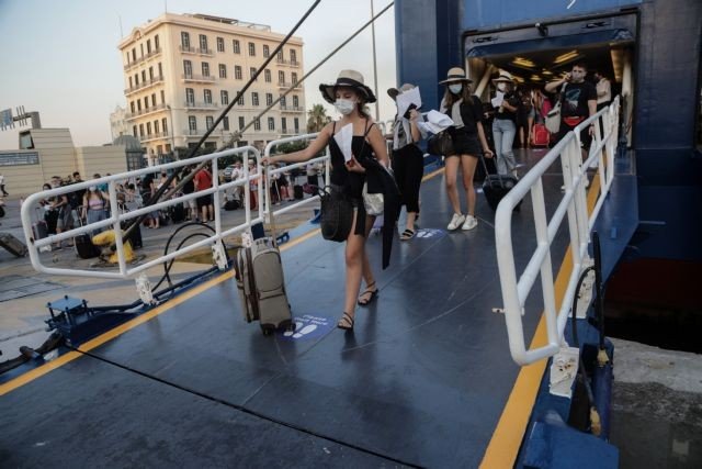 Κορωνοϊός: Kρας τεστ η επιστροφή των εκδρομέων Σε εφαρμογή από αύριο τα νέα μέτρα