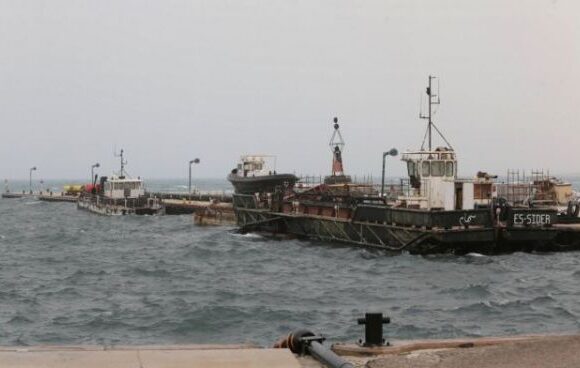 Λιβύη : Στη μάχη για το εμπάργκο όπλων γερμανική φρεγάτα – Βάζει πλώρη για Μεσόγειο