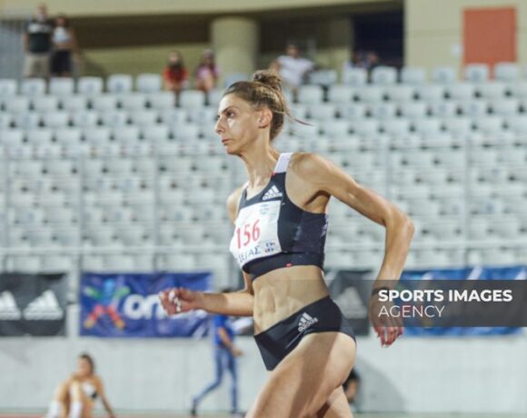 Μίτινγκ στο εξωτερικό σκέφτεται η Ζάκκα