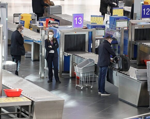 Νέα Notam: Επιτρέπονται οι πτήσεις από Αλβανία και Βόρεια Μακεδονία μόνο στο «Ελ