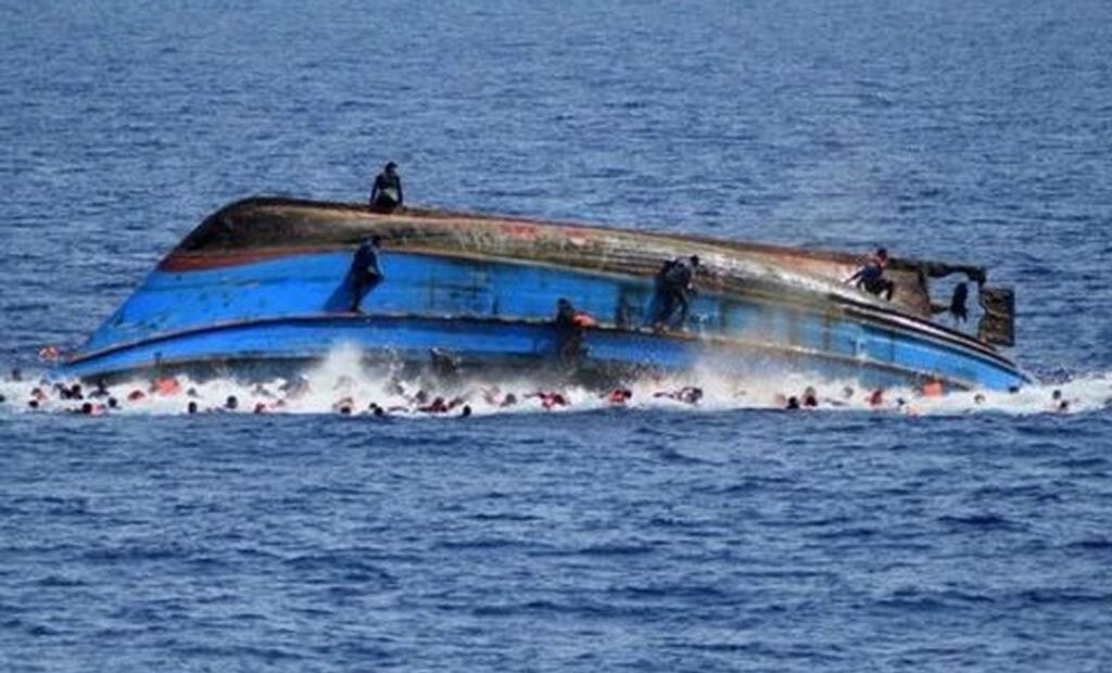 Ναυάγησε το όνειρο : Σχεδόν 40 μετανάστες πνίγηκαν ανοικτά της Μαυριτανίας