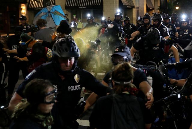 Ντόναλντ Τραμπ: Και επίσημα υποψήφιος των Ρεπουμπλικανών για τις προεδρικές εκλογές