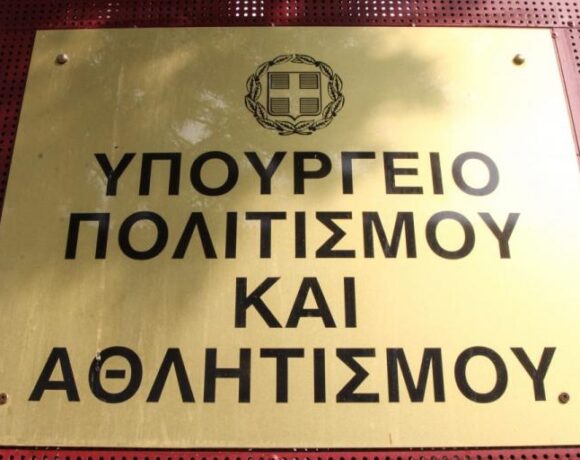 Οι εκλογές των… μπροστινών