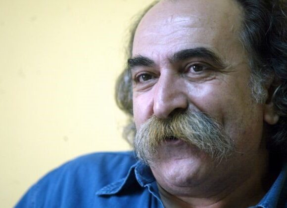Πέθανε ο γνωστός ρεμπέτης Αγάθωνας