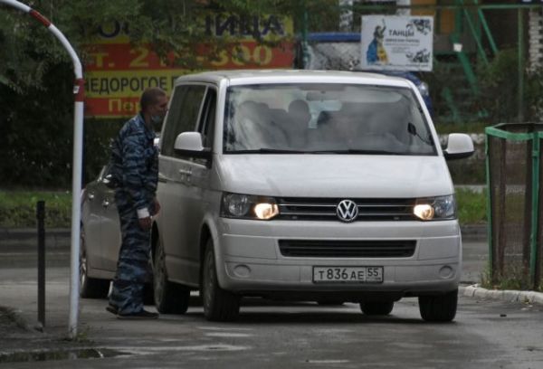 «Πόλεμος» για την μεταφορά Ναβάλνι στο Βερολίνο – Έφτασε στη Ρωσία επιτελείο γερμανών γιατρών