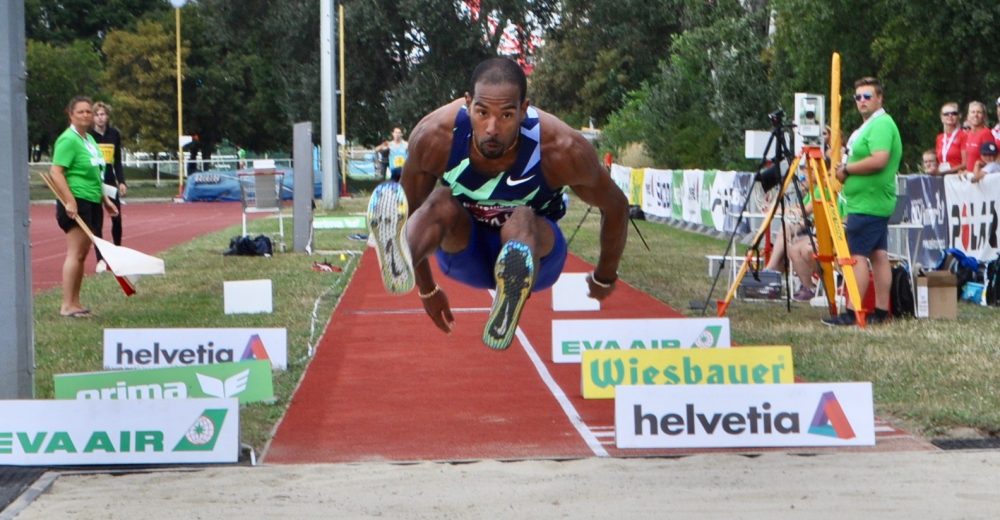 Ρεκόρ χρονιάς για τον Τέιλορ
