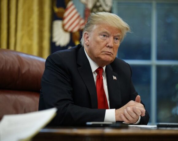 Στα βήματα του Ερντογάν και ο Τραμπ: Ετοιμάζεται να απαγορεύσει το Tiktok στις ΗΠΑ