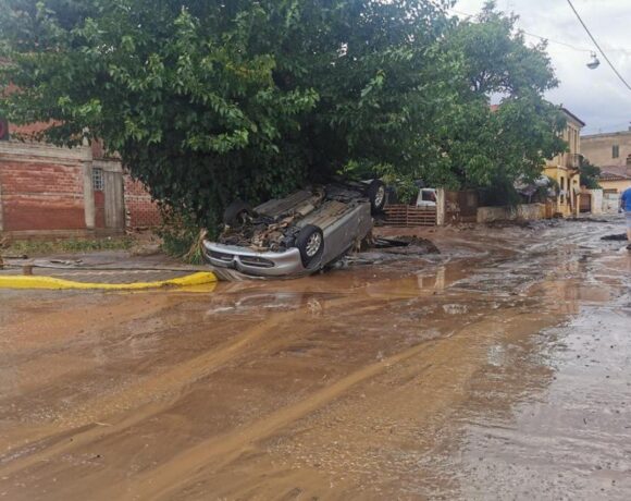 Στα ταμεία σήμερα το επίδομα για τους πληγέντες της Εύβοιας