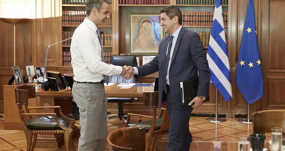 Στη βουλή ο νόμος Αυγενάκη με την αναδρομικότητα μέσα