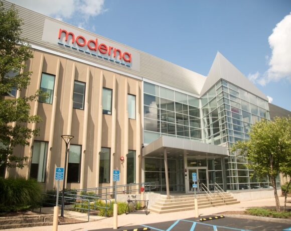 Συμφωνία Ελβετίας – Moderna για την προμήθεια εμβολίου κατά του κορωνοϊού