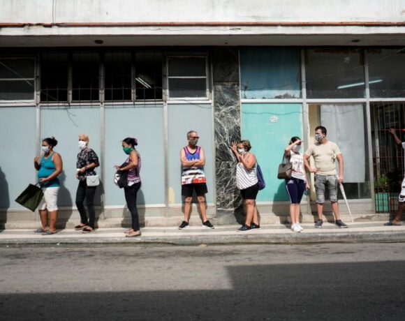 Συναγερμός στην Κούβα : Θλιβερό ρεκόρ νέων κρουσμάτων – Αναζωπυρώθηκε η εξάπλωση