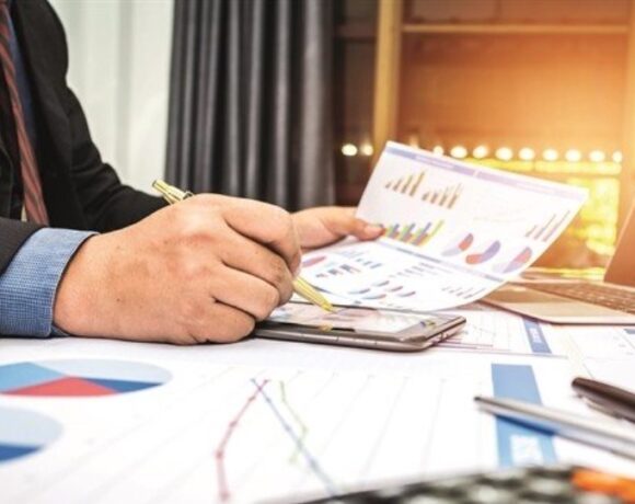 Φοροδιαφυγή δισεκατομμυρίων με εικονικά τιμολόγια αποκάλυψε η ΑΑΔΕ