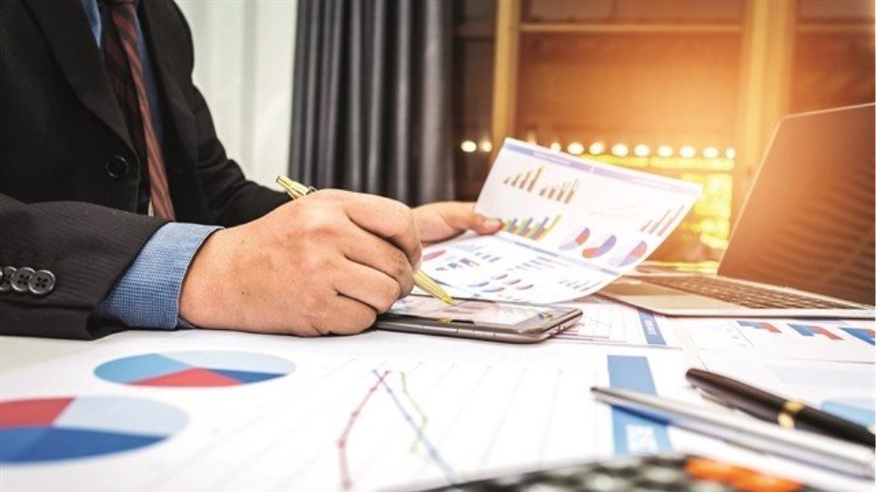 Φοροδιαφυγή δισεκατομμυρίων με εικονικά τιμολόγια αποκάλυψε η ΑΑΔΕ