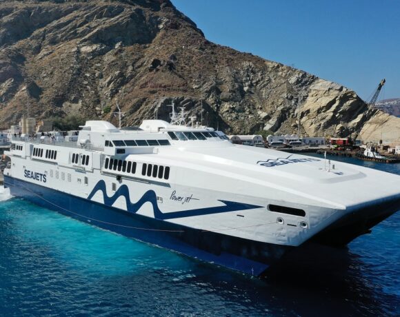 Seajets’ New Power Jet Vessel Connects Crete With Cyclades Islands