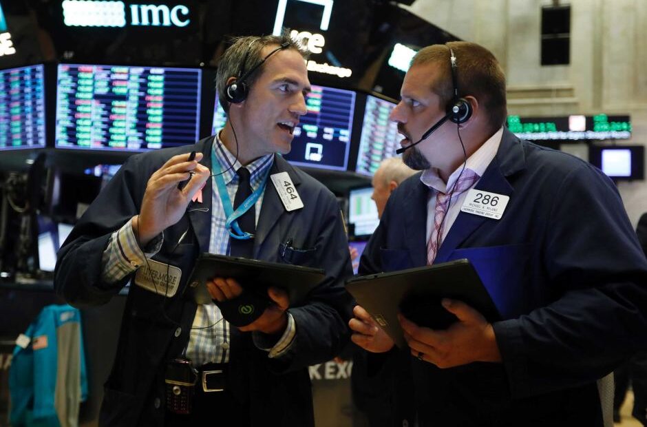 Wall Street: Άνοδος 100 μονάδων για τον Dow Jones 