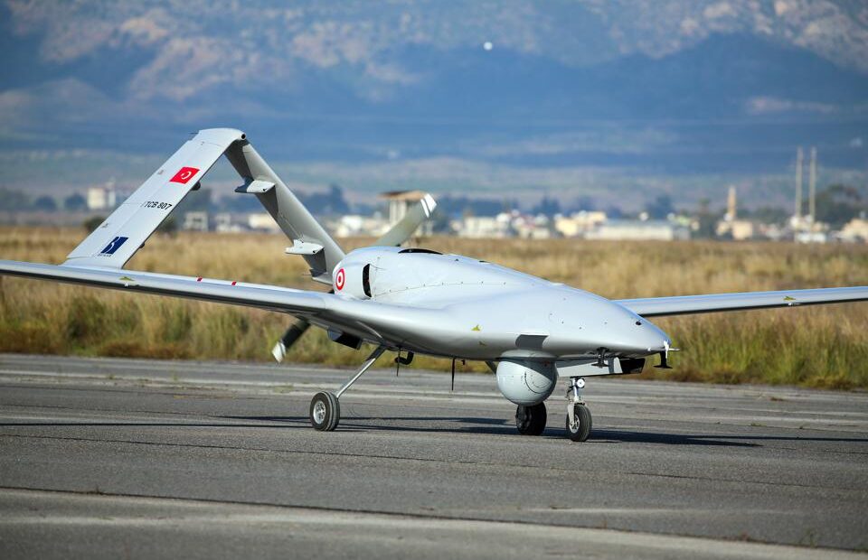 Αρμενία – Αζερμπαϊτζάν : Τουρκικά Drones χτύπησαν αρμένικες δυνάμεις, σύμφωνα με το Forbes