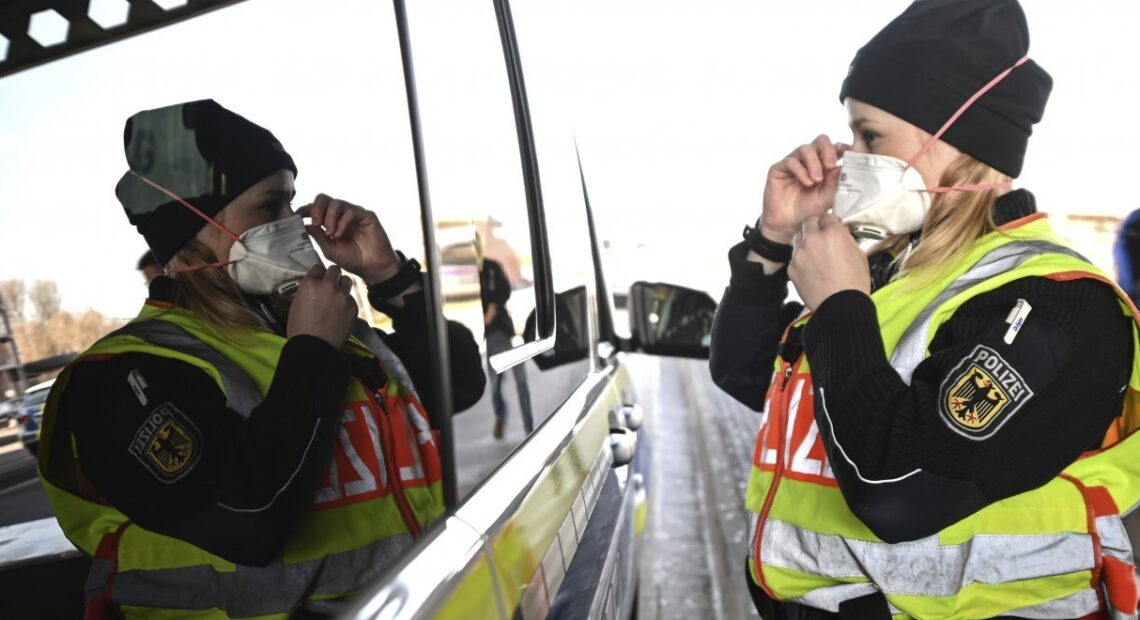 Ελβετία: Προσθέτει 10 Ευρωπαϊκές χώρες στην λίστα χωρών υψηλού κινδύνου