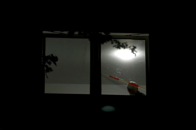 Ερευνα: Το ένα τρίτο των Γερμανών πιστεύει σε θεωρίες συνωμοσίας