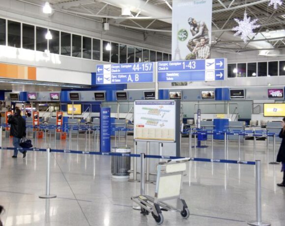 Η Ελλάδα ανοίγει τα σύνορα σε Ρώσους στις 7 Σεπτεμβρίου