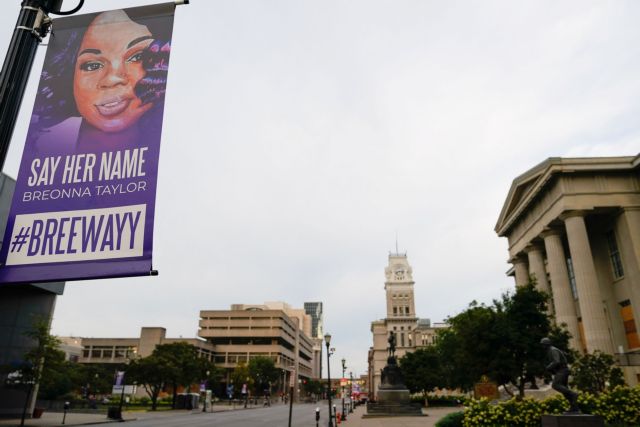 ΗΠΑ : «Σκανδαλώδης και προσβλητική» η δικαστική απόφαση για τον θάνατο της Μπριόνα Τέιλορ