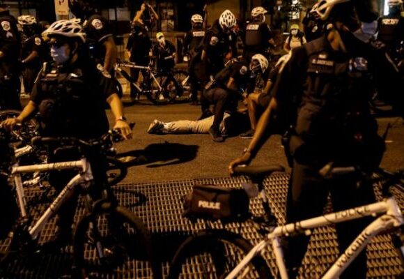 ΗΠΑ : Σχεδιασμοί ακόμη και για χρήση πολεμικού εξοπλισμού κατά διαδηλωτών από την αστυνομία